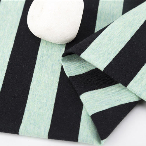 Unterstützung der Anpassung und hellen Farben Hautfreundliches gestreiftes Strickgewebe für Tracksuit