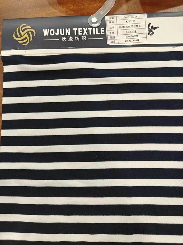 Anti-Pilling und elastisch, gemütlich, schnell trocknend, gestreiftes Material für T-Shirts