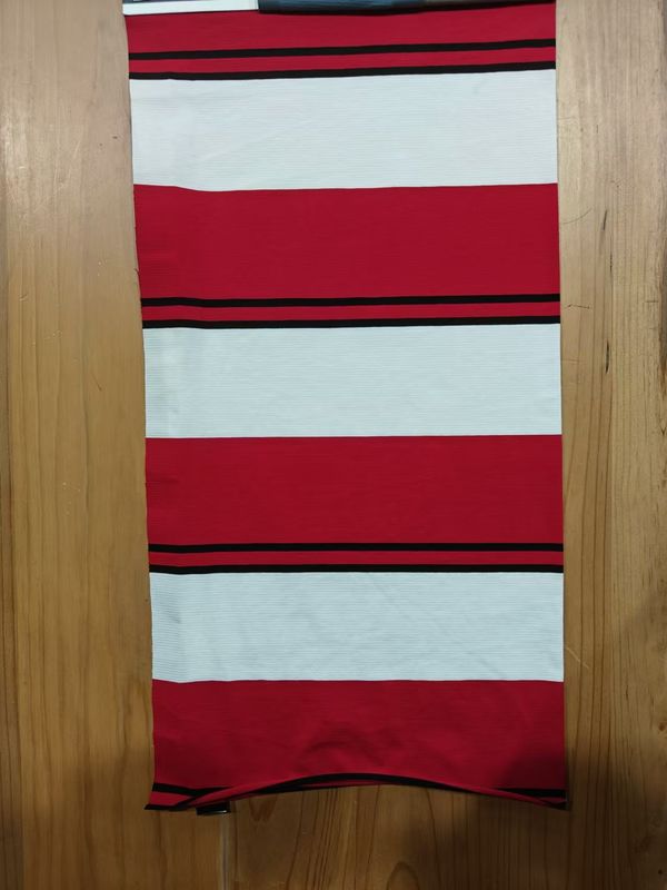 Nicht leicht zu verformen und atmungsaktiv und elastisch gestreiftes Strickgewebe für T-Shirt