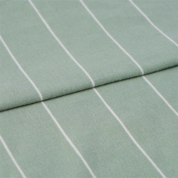 Hochwertiges, glattes und atmungsaktives, komfortables gestreiftes Strickgewebe für T-Shirts