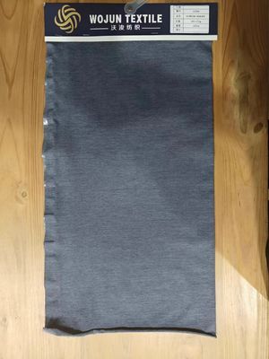 Ein guter Preis. Hochwertiges, bequemes und atmungsaktives gestreiftes Material für Polohemden Online