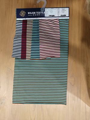 Umweltfreundlich und gut elastisch Komfortabel gestreiftes Material Stoff für Heimbekleidung