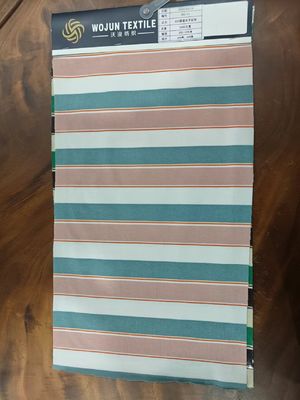 Ein guter Preis. Verschleißbeständiges, glänzendes und hautfreundliches gestreiftes Gewebe Online