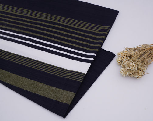 Ein guter Preis. Weiches und komfortables, vielseitiges, gestreiftes Material für T-Shirts Online