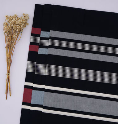 Feuchtigkeitsdämpfendes, atmungsaktive und umweltfreundliche gestreifte Strickgewebe für den Freizeitgebrauch