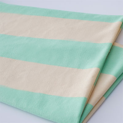 Ein guter Preis. Komfortable und atmungsaktive, hautfreundliche, gestreifte Stoffe für den Freizeitgebrauch Online