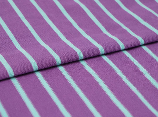 Natürliche reine Baumwolle Hautfreundlich Modisch gestreiftes Strickgewebe für T-Shirt