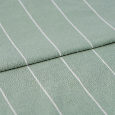 Ein guter Preis. Hochwertiges, glattes und atmungsaktives, komfortables gestreiftes Strickgewebe für T-Shirts Online