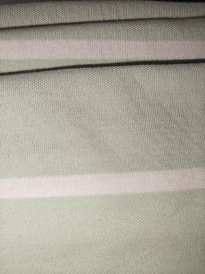 Ein guter Preis. Verschleißfestes, knitterarmes und erfrischendes Streifenmaterial für Poloshirts Online